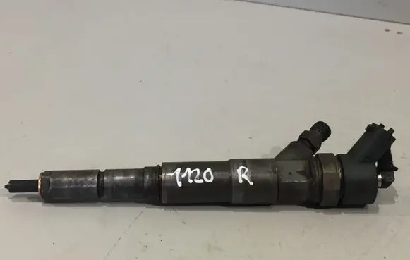 BMW 5 E39 Fuel injector 0445110047 7795984