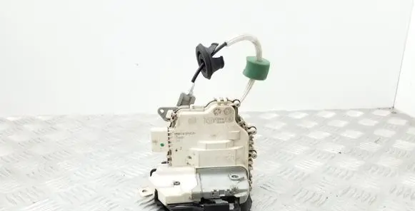 Audi A6 S6 C6 4F Front door lock 4F2837015D