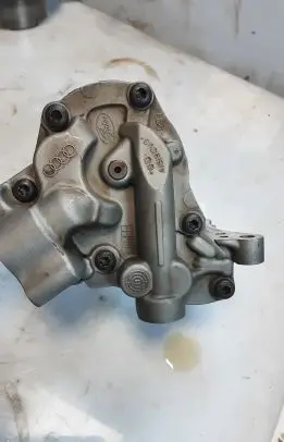 Audi A7 S7 4G Oil pump 06E115105 GH5070113 06E105AQ