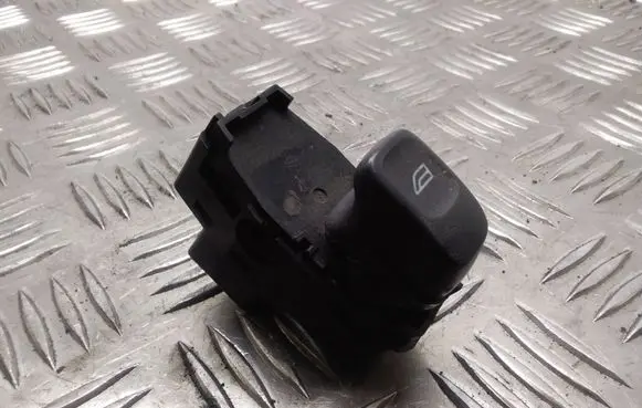 Volvo V70 Electric window control switch 19206