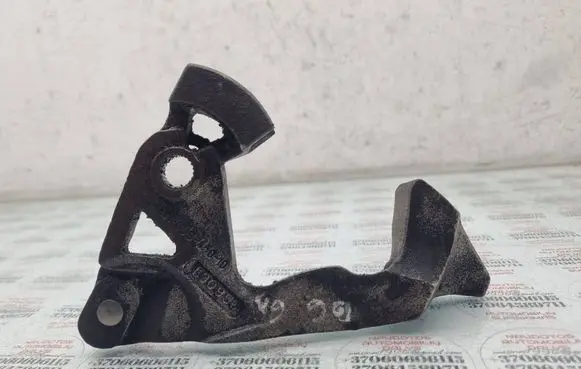 Volkswagen PASSAT B6 Gear selector/shifter in gearbox 1K0711051J 1K0711046J