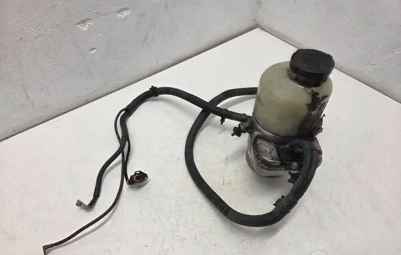 Opel Zafira B Power steering pump M29261286TD