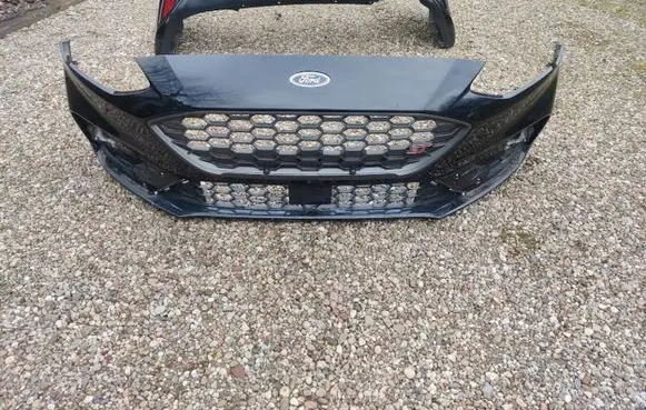 Ford Focus Front bumper