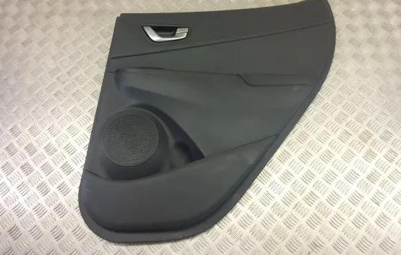 Hyundai Kona I Rear door card panel trim