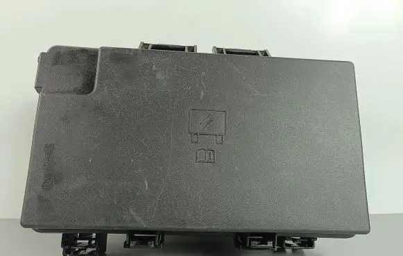 Dodge Durango Fuse box set P68320923AD
