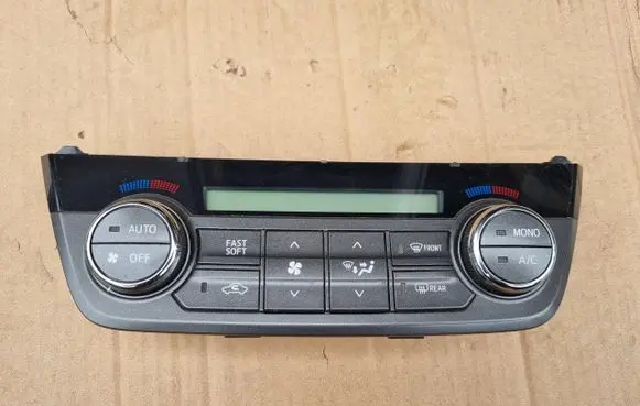 Toyota RAV 4 (XA40) Other switches/knobs/shifts 55900-42410