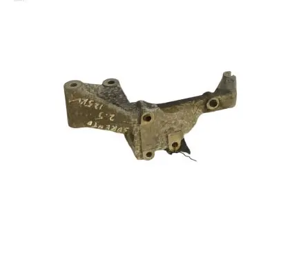 KIA Sorento Engine mounting bracket