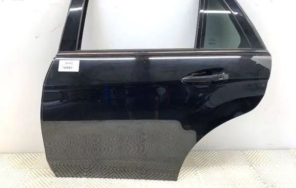 Mercedes-Benz E W212 Rear door 040