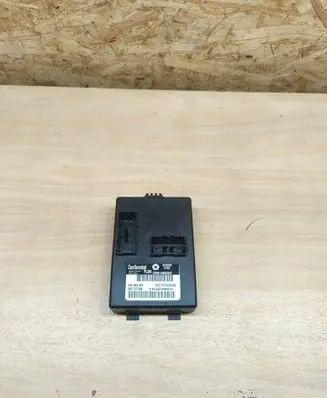Jeep Grand Cherokee Tailgate/trunk control unit/module 68140669AD P68140669AD