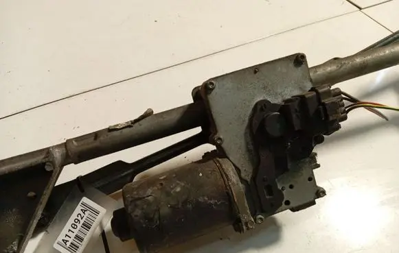 Citroen C4 I Wiper motor 404638