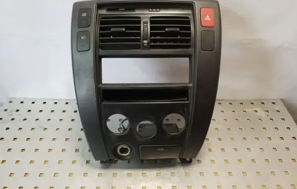 Hyundai Tucson JM Climate control/heater control trim U026373800