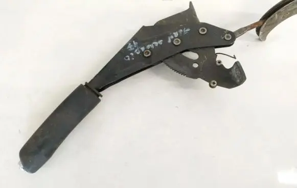 Ford Scorpio Handbrake/parking brake lever assembly 95gb2780ac