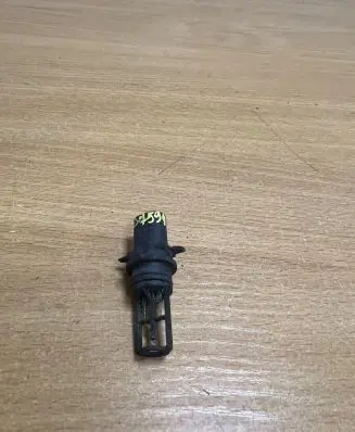 Mercedes-Benz C W204 Air pressure sensor 0005422818 D7594