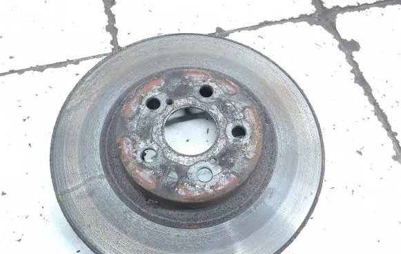 Toyota Avensis T250 Front brake disc