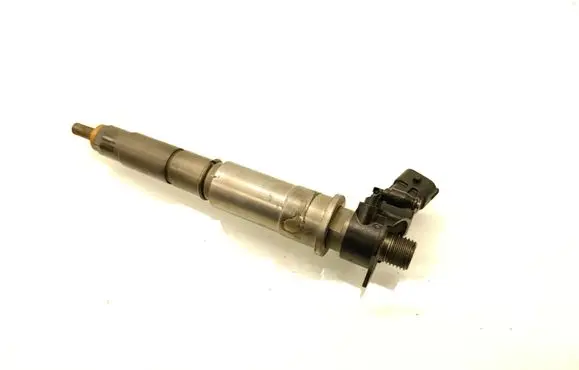 Fuel injector