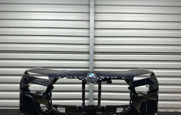 BMW 7 G70 Front bumper