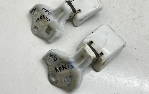 Toyota Proace Rear door hinge set 9820032180