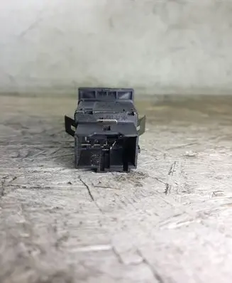 Traction control (ASR) switch