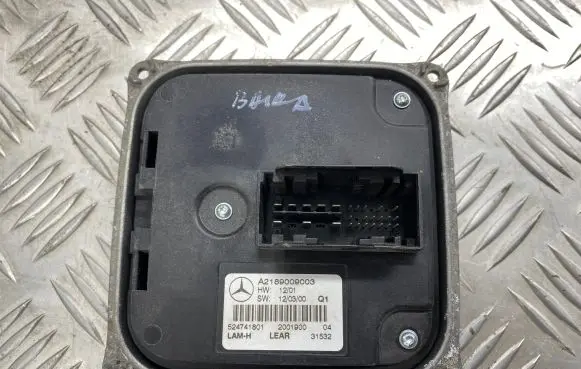 Mercedes-Benz CLS C218 X218 LED ballast control module A2189009003 524741801 2001900