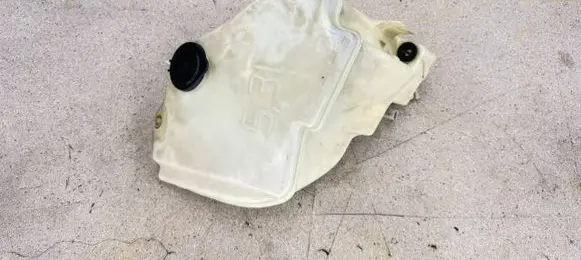 BMW 3 E46 Windshield washer fluid reservoir/tank 8362562 61678362562 7008057