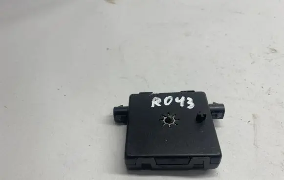 BMW X5 F15 Aerial antenna amplifier 9343304