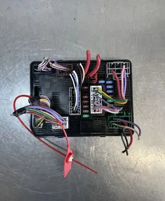 Renault Trafic III (X82) Fuse box set 