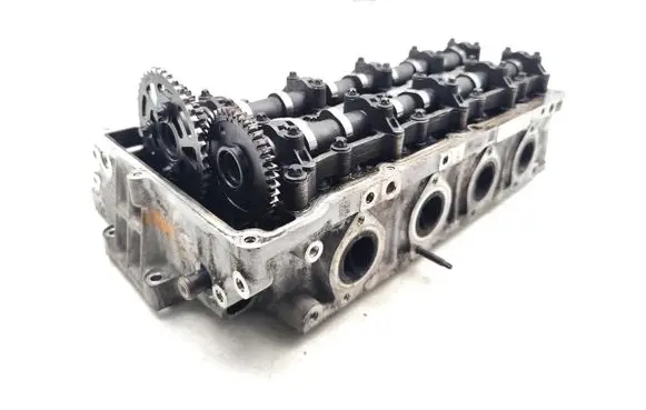 Mini One - Cooper Clubman R55 Engine head 7812608 7797511