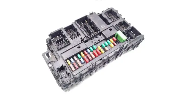 Ford Ranger Fuse module HU5T15604CEE A2C758697030000