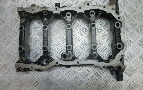 Chevrolet Captiva Driveshaft support bearing bracket 
