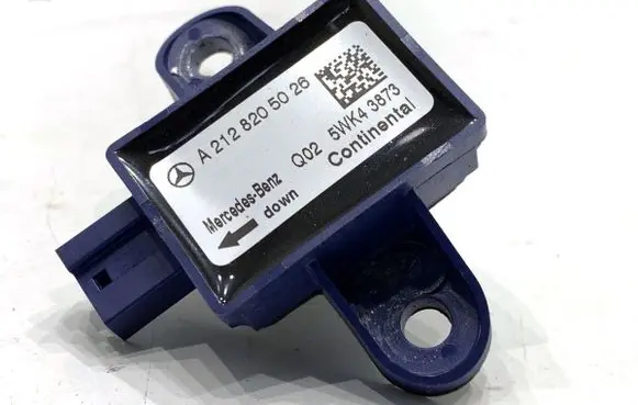 Mercedes-Benz E W212 Airbag deployment crash/impact sensor A2128205026