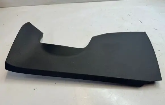 BMW 1 F40 Dashboard lower bottom trim panel 6823173