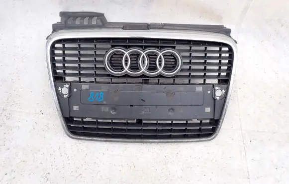 Audi A4 S4 B7 8E 8H Front bumper upper radiator grill 71N17906A