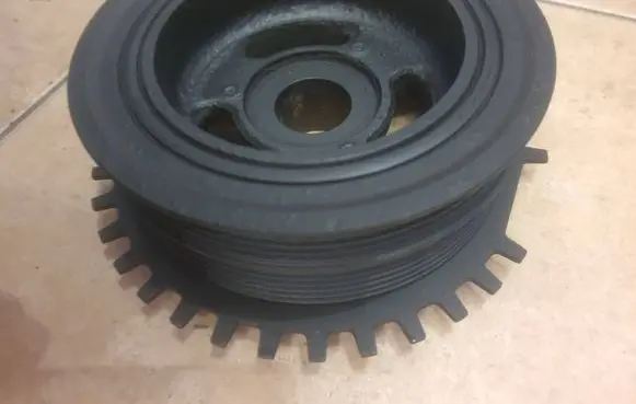 Volkswagen Golf I Crankshaft gear 1906092951 Lfr5