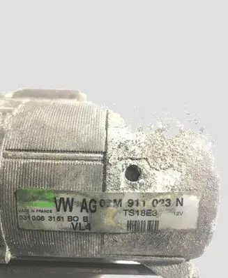Volkswagen PASSAT B6 Starter motor 02M911023N TS18E3