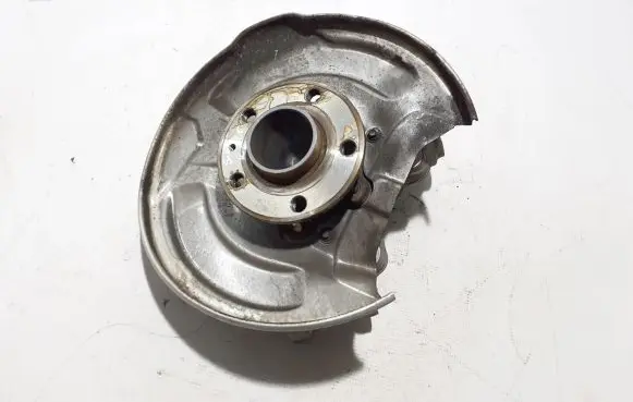 Volvo S60 Rear wheel hub 31681579