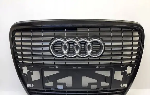 Audi A6 S6 C6 4F Front bumper upper radiator grill 4F0853651