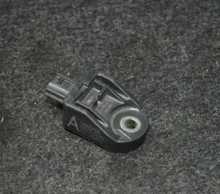 Toyota RAV 4 (XA30) Airbag deployment crash/impact sensor 8917342080