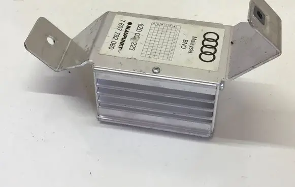 Audi A2 Sound amplifier 8Z0035223 7607792080