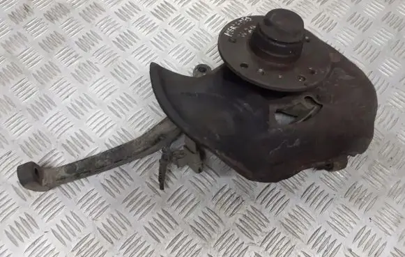Mercedes-Benz E W210 Front wheel hub spindle knuckle