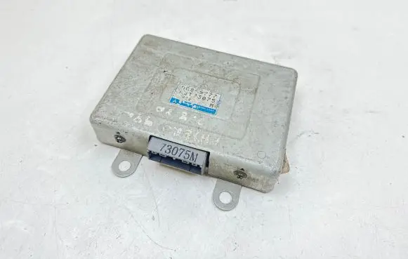 Mitsubishi Pajero Engine control unit/module K3T73075 MC899777 73075M
