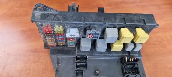 Mercedes-Benz Sprinter W906 Fuse module A9065452601