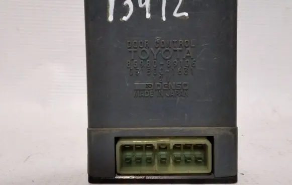 Toyota Yaris Other control units/modules 8598089105