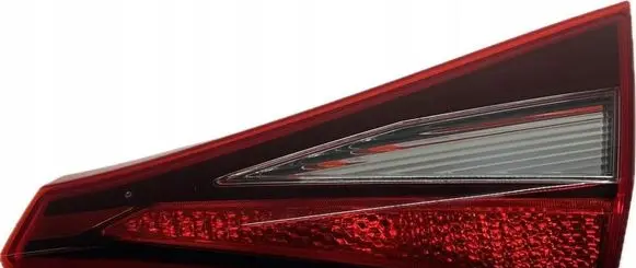 Hyundai i20 (BC3 BI3) Tailgate rear/tail lights 92404-Q0000