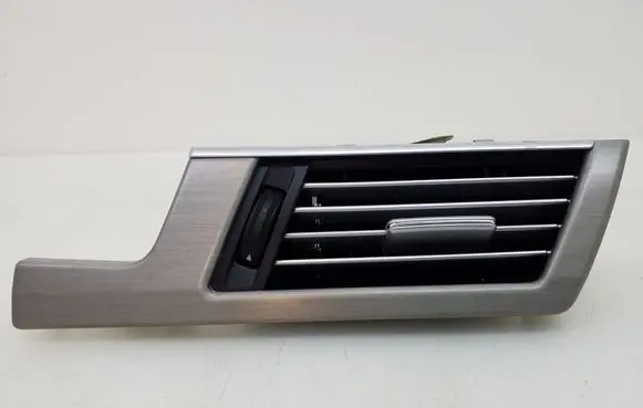 Mercedes-Benz E W212 Dashboard side air vent grill/cover trim A2128302754