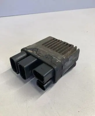 Volkswagen Transporter - Caravelle T5 Coolant fan relay 7H0959507