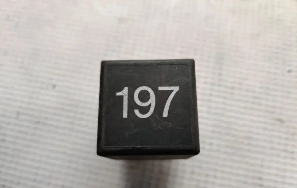 Volkswagen PASSAT B5 Other relay 3B0955531