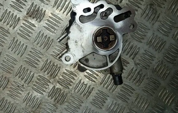 Seat Altea Vacuum pump 03G145209