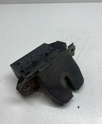 Opel Signum Tailgate/trunk/boot lock/catch/latch 495072894 24441401