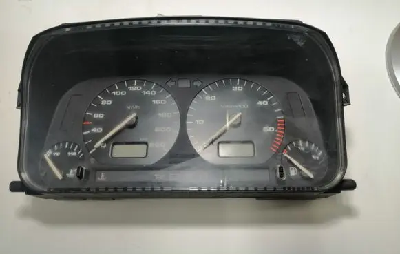 Volkswagen Golf III Speedometer (instrument cluster) 53923247 5411004600