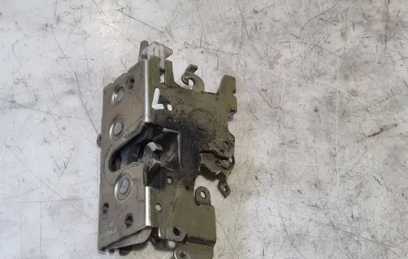 Volkswagen II LT Front door lock A9017201035
